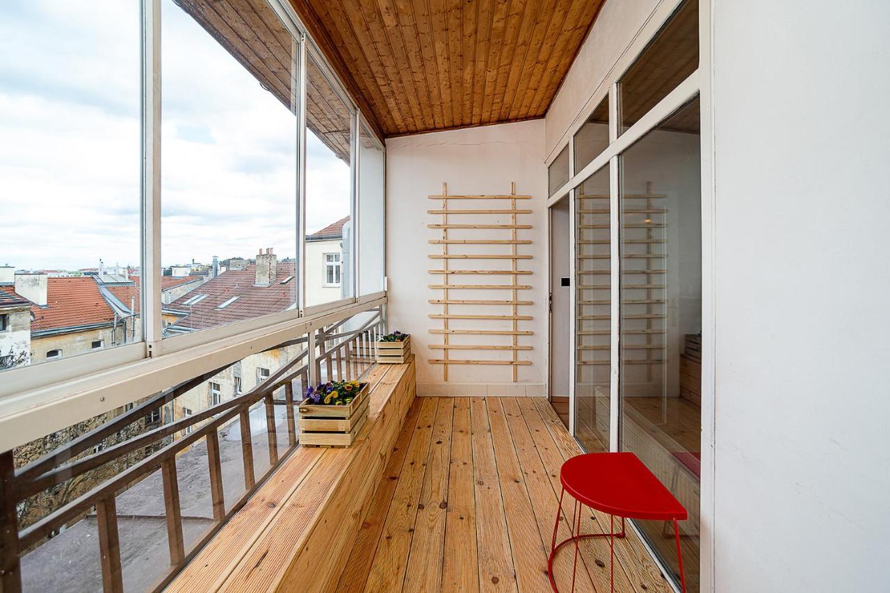 Big 4-Bedroom Flat, Terrace With Great Vitkov View Praga Zewnętrze zdjęcie